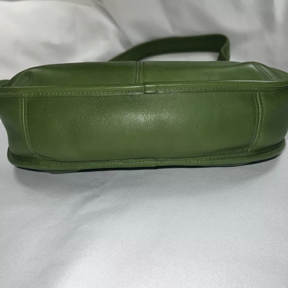 Rare Old Coach Ergo One Shoulder Bag Leaf Green POCKET ZIP 9033 Leather Vintage