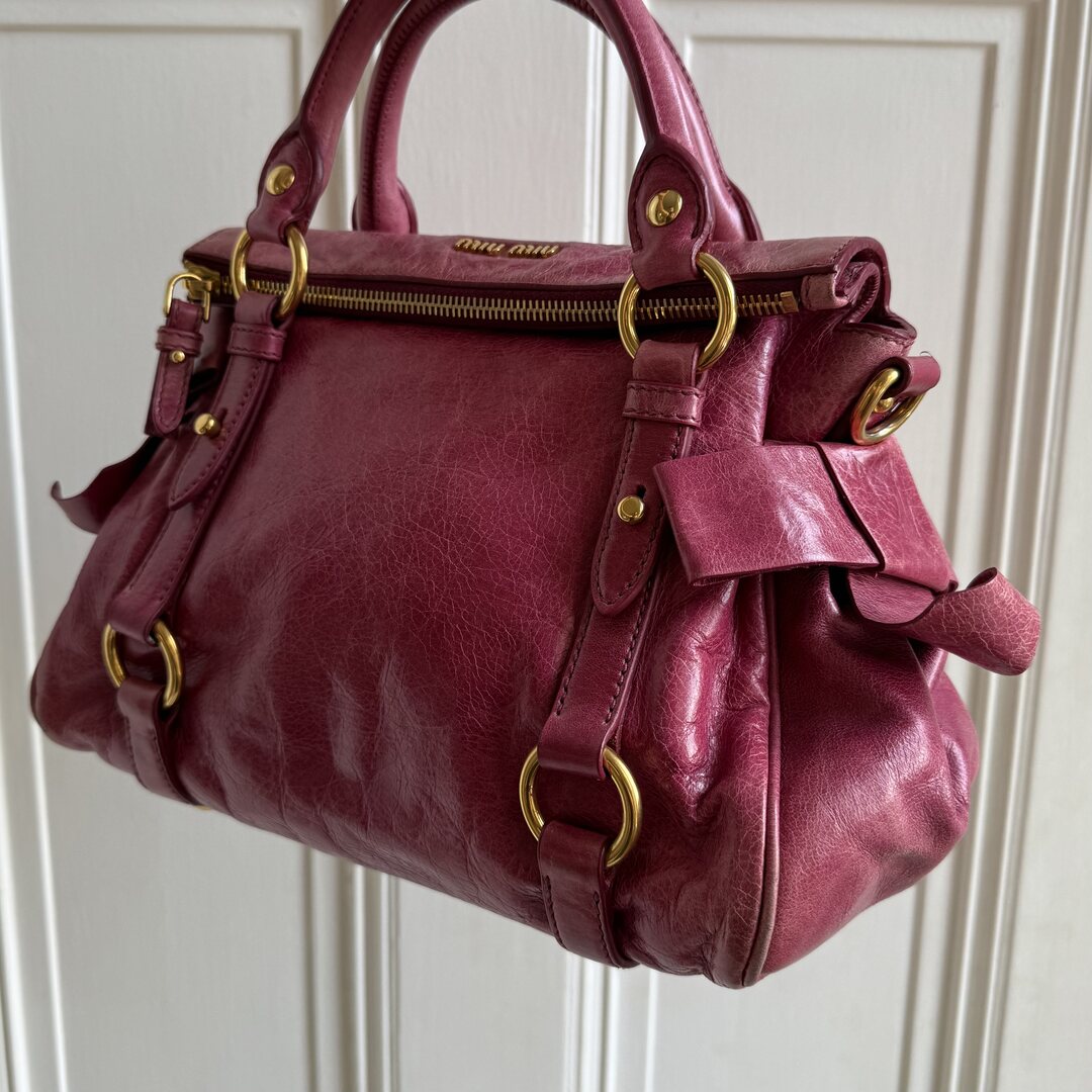 PreOwned Miu Miu Mini Vitello Lux Pink Leather Handbag