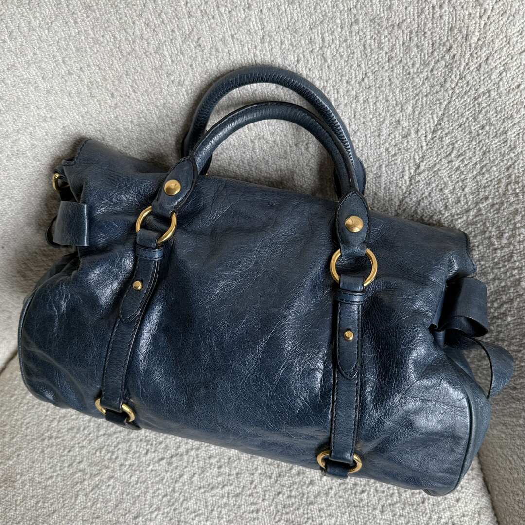 PreOwned Miu Miu Vitello Lux Blue Leather Handbag