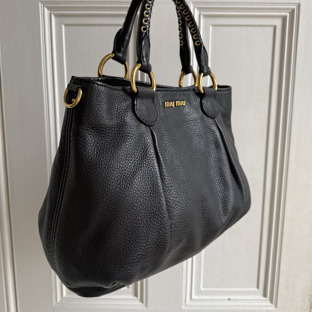 PreOwned Miu Miu Vitello Leather Black Shoulder Bag