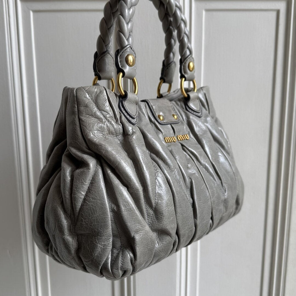 PreOwned Miu Miu Matelasse Grey Leather Handbag