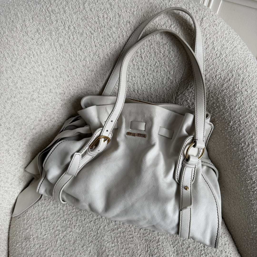 PreOwned Miu Miu Vitello Leather White Tote Bag