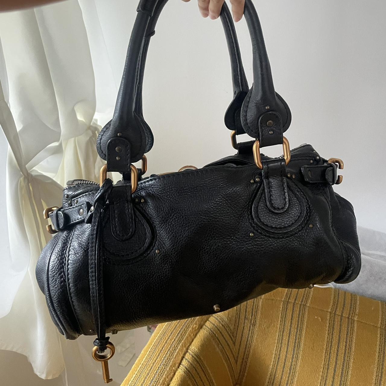 PreOwned Vintage Classic Regular Size Black Leather Chloé Paddington Bag with Brass-toned Hardware