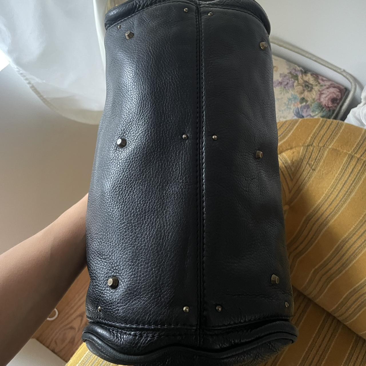 PreOwned Vintage Classic Regular Size Black Leather Chloé Paddington Bag with Brass-toned Hardware