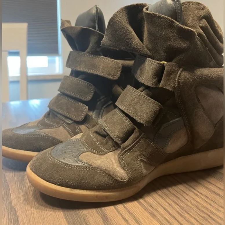 Isabel Marant Bekett Women's High-Top Sneakers in Anthracite