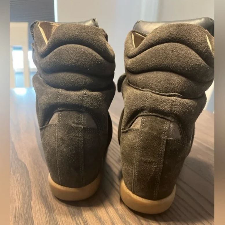 Isabel Marant Bekett Women's High-Top Sneakers in Anthracite