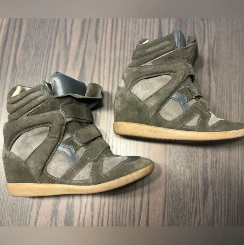 Isabel Marant Bekett Women's High-Top Sneakers in Anthracite